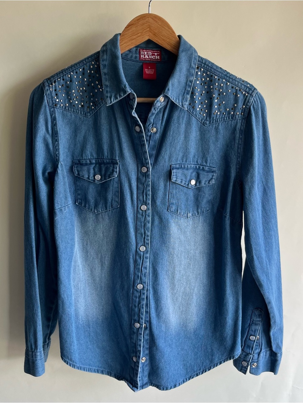 Red Ranch embellished Pearl snap denim shirt collared long sleeve blue sz sm euc